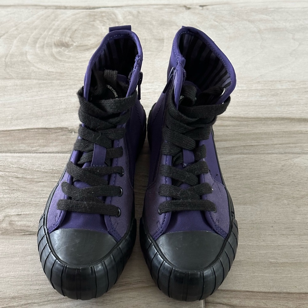 New Zara Wednesday High-Tops, Purple w/Black Accents, Size  (little girls) 3.5
